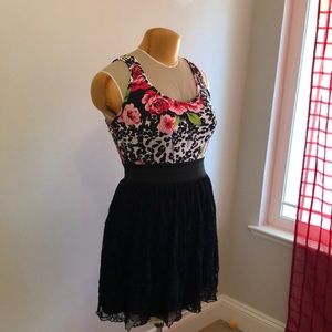 Rose and animal print dress size juniors large